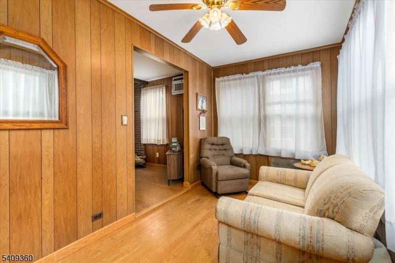 7 Delafield Ave, Rutherford Boro, NJ 07070