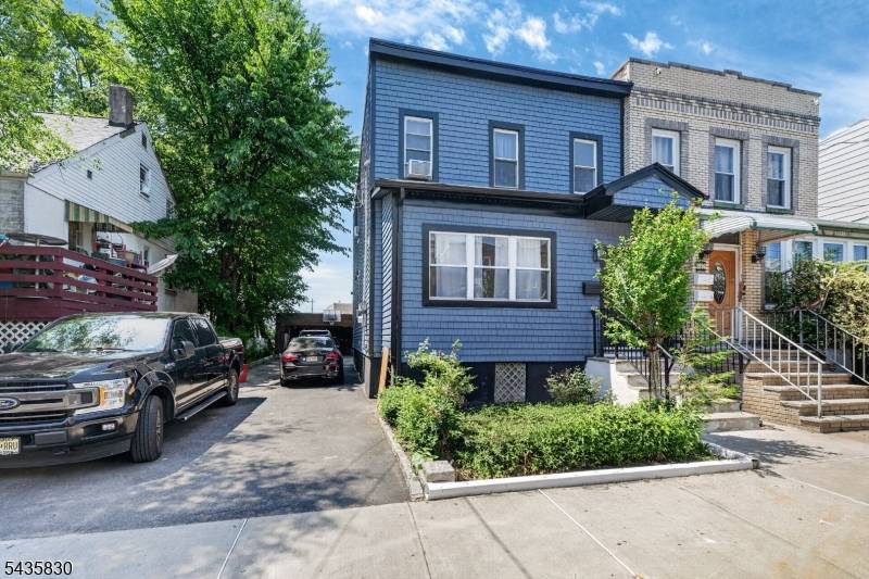 12 Bender Pl, Cliffside Park Boro, NJ 07010