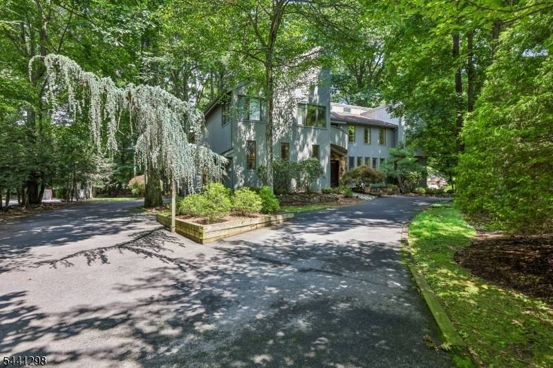 28 Tammy Hill Trl, Randolph Twp., NJ 07869