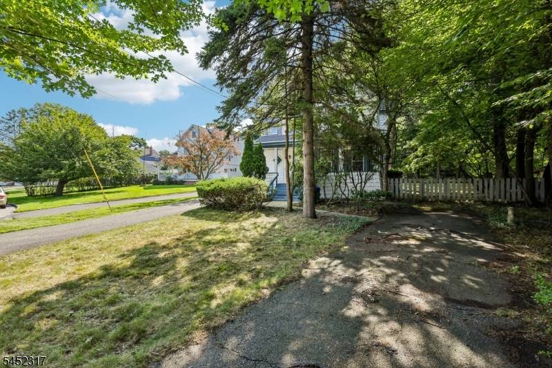 14 Jacobus Ave, Little Falls Twp., NJ 07424