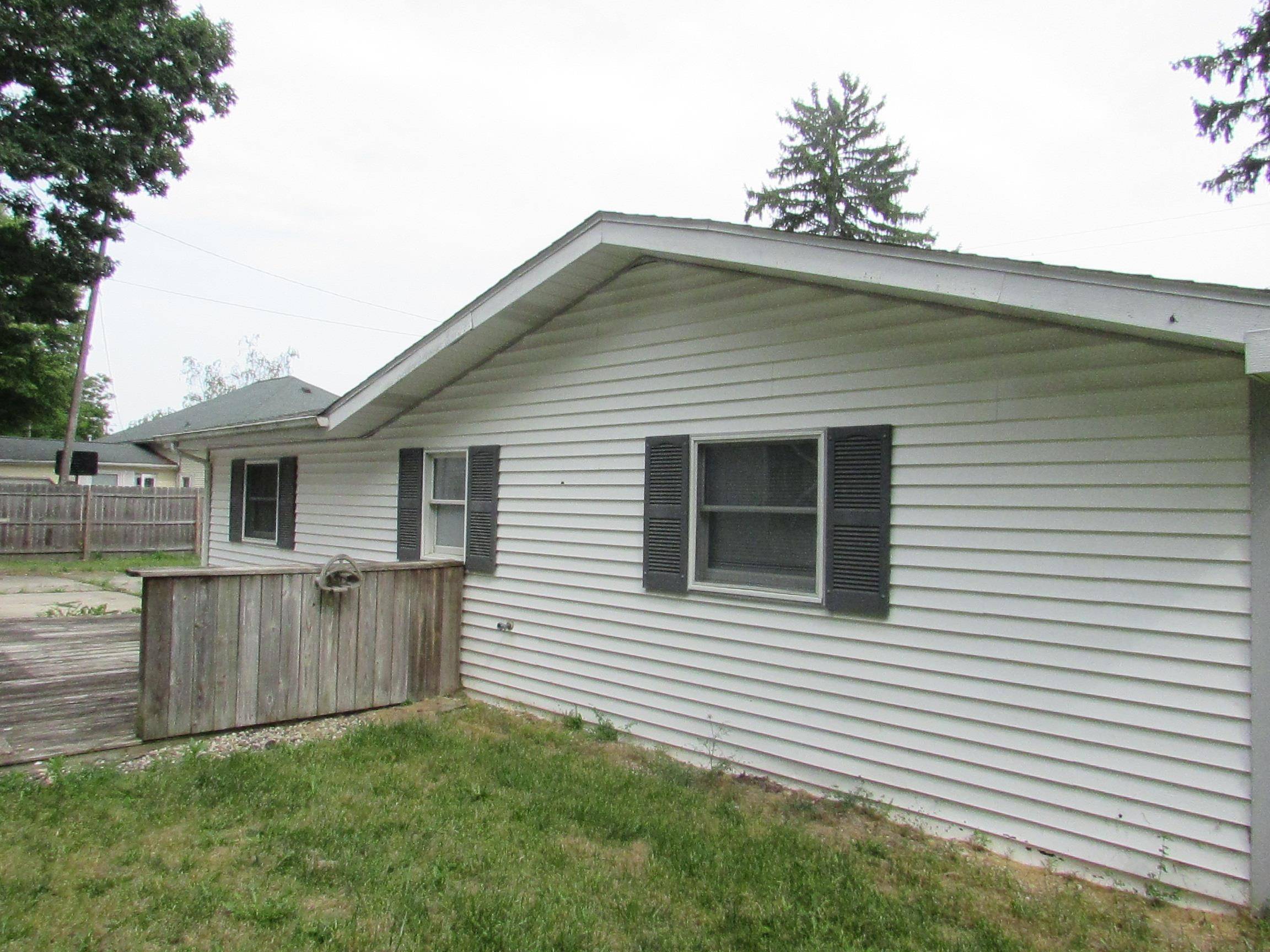 2905 W Burt RD, Albee Twp, MI 48457