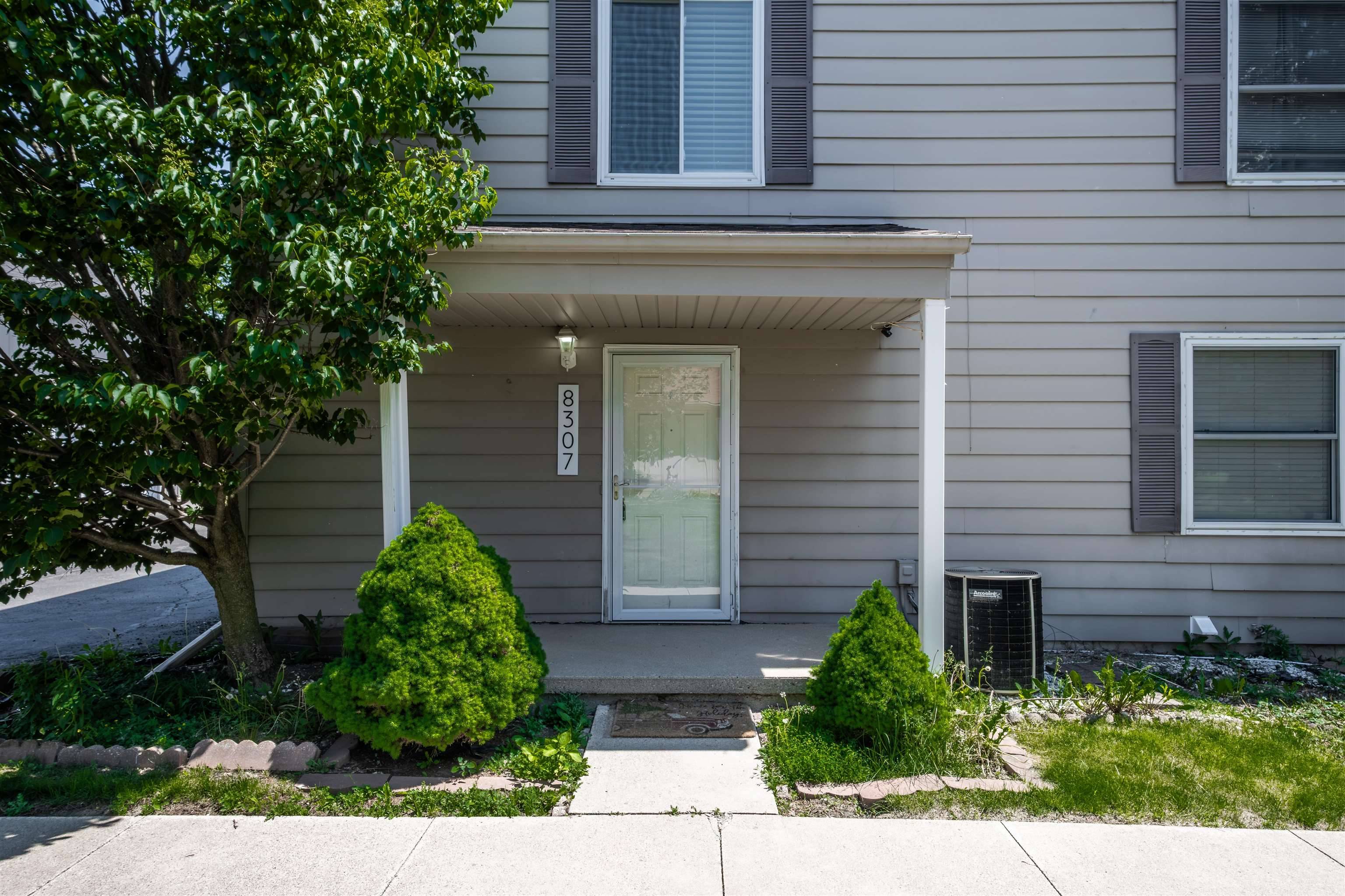 8307 Camelot CT, Genesee Twp, MI 48458