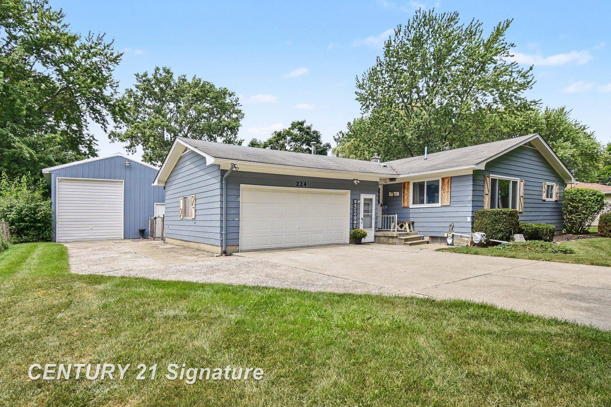224 Barbara LN, Buena Vista Twp, MI 48601