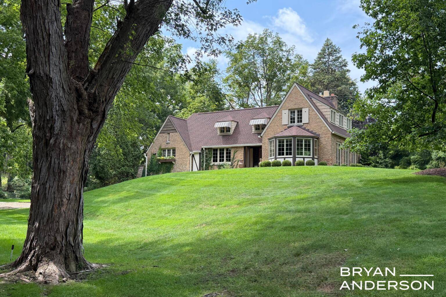 1830 Bridge ST NW, City Of Grand Rapids, MI 49504