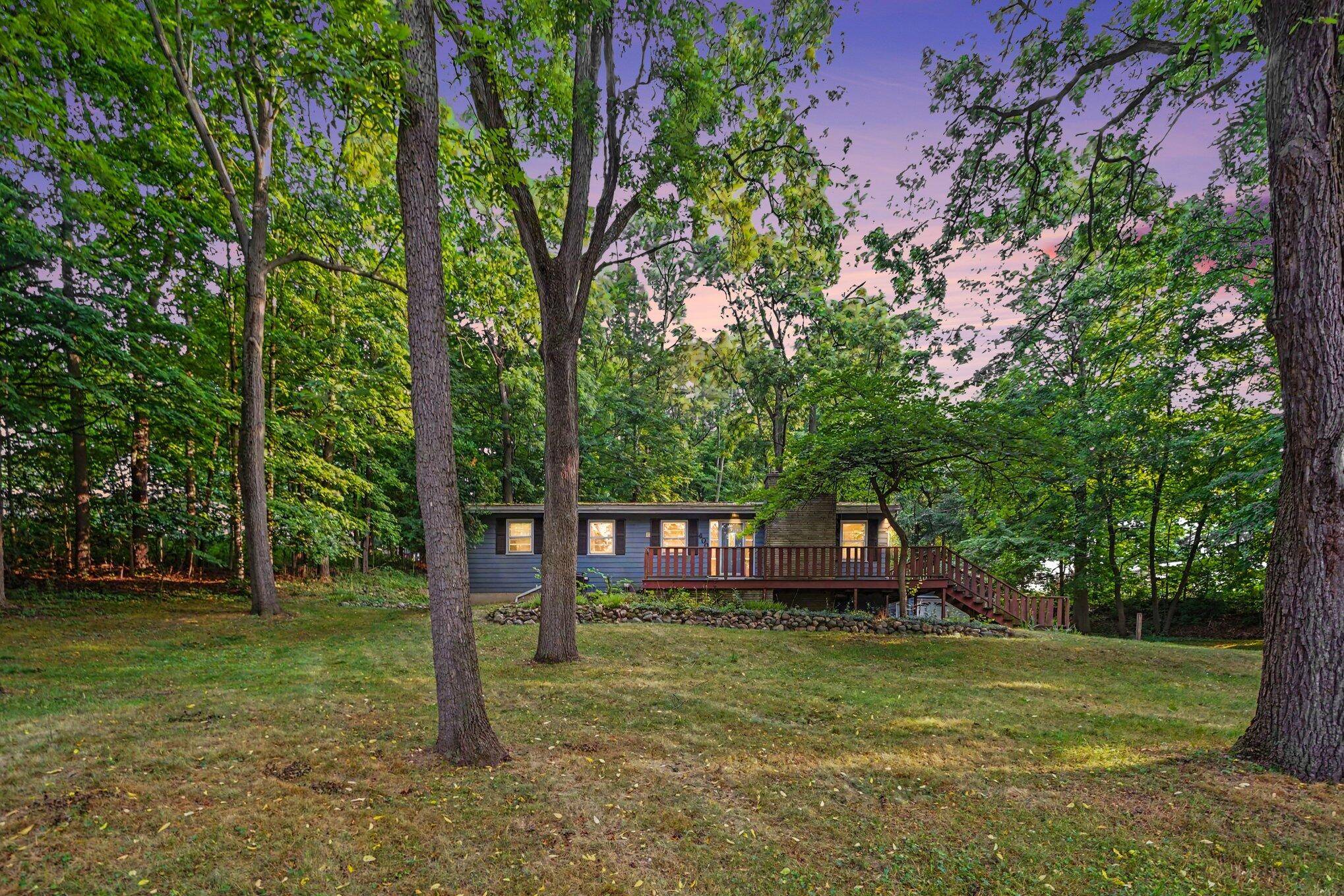 400 W Jackson ST, Augusta Vllg, MI 49012