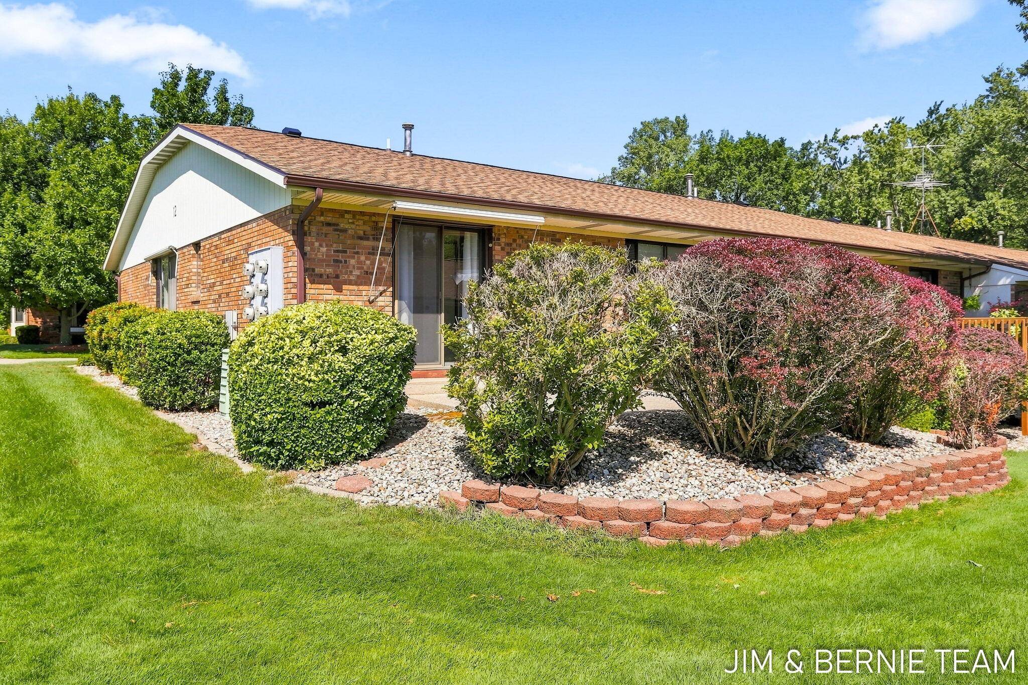 75 Old Mill DR #13, Holland City, MI 49423