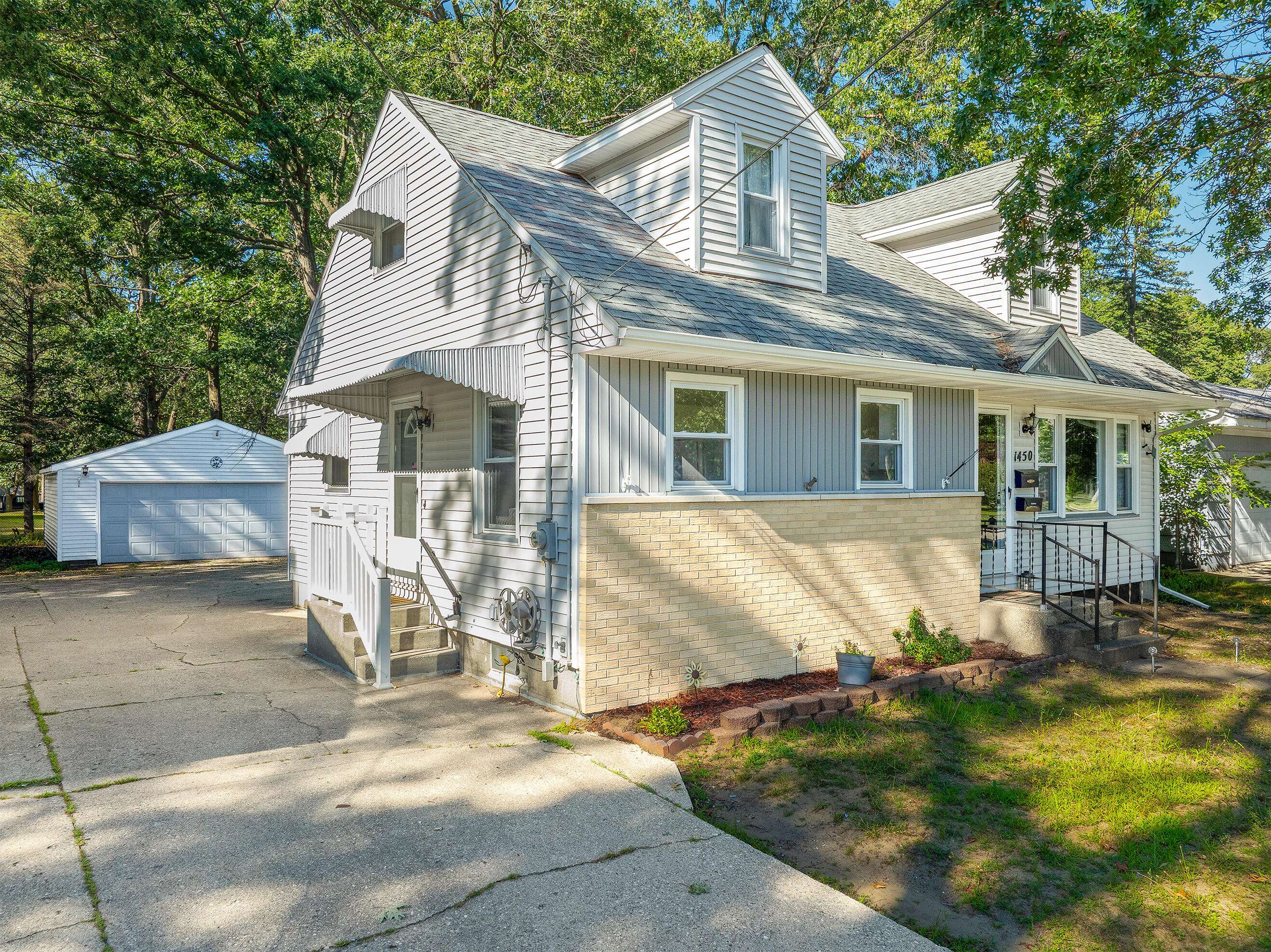 1450 Wesley AVE, Muskegon City, MI 49442