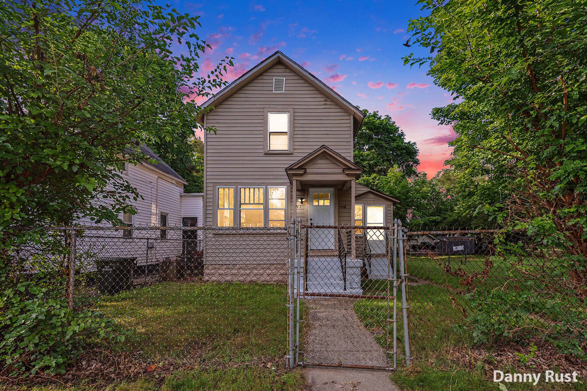 691 E Isabella AVE, Muskegon City, MI 49442