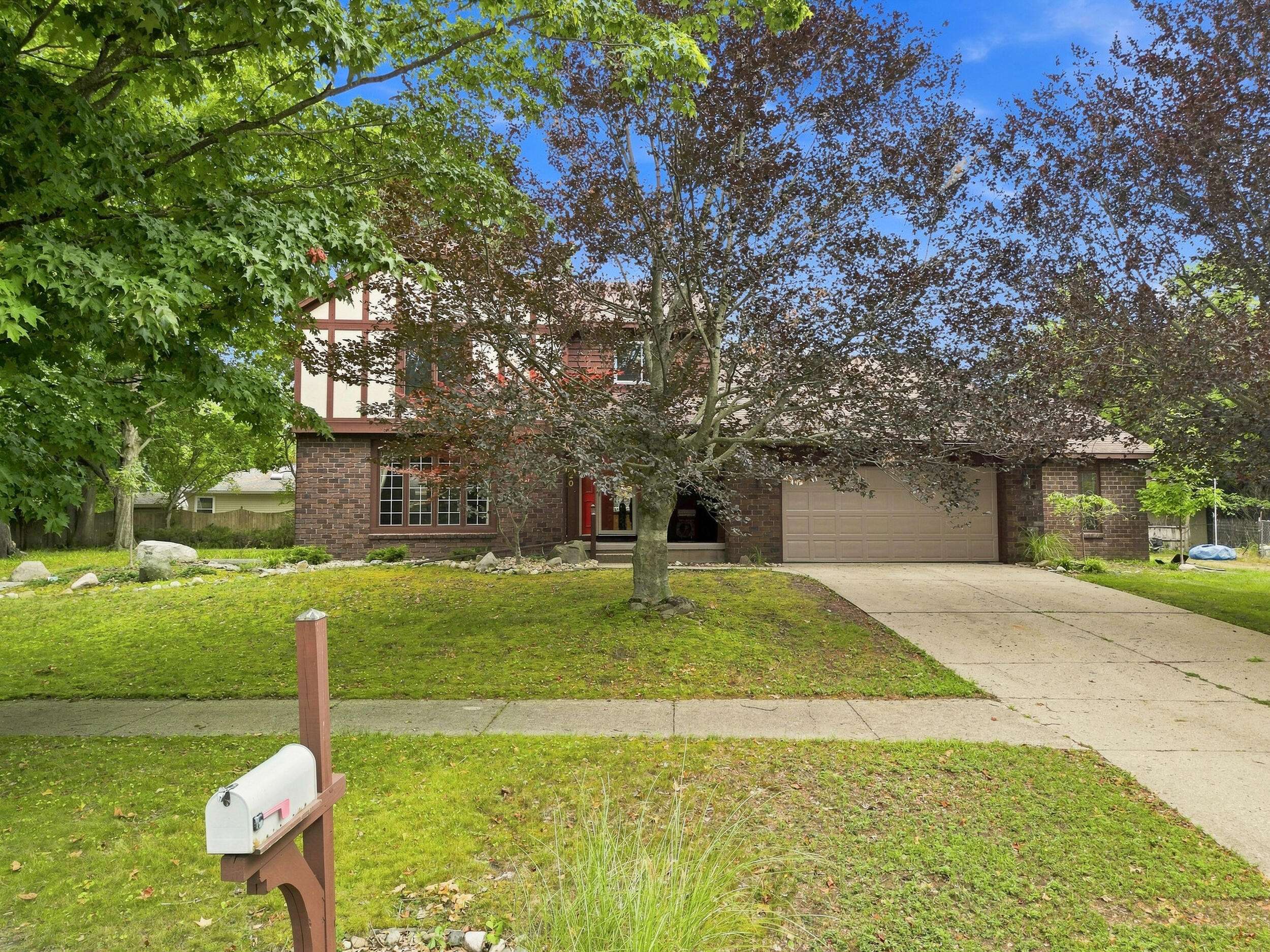 720 Novak LN, Big Rapids, MI 49307