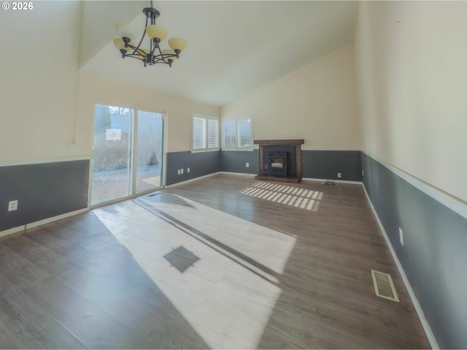 17610 NW ROLLING HILL LN, Beaverton, OR 97006