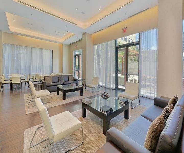 70 Roehampton AVE #416, Toronto C10, ON M4P 1R2