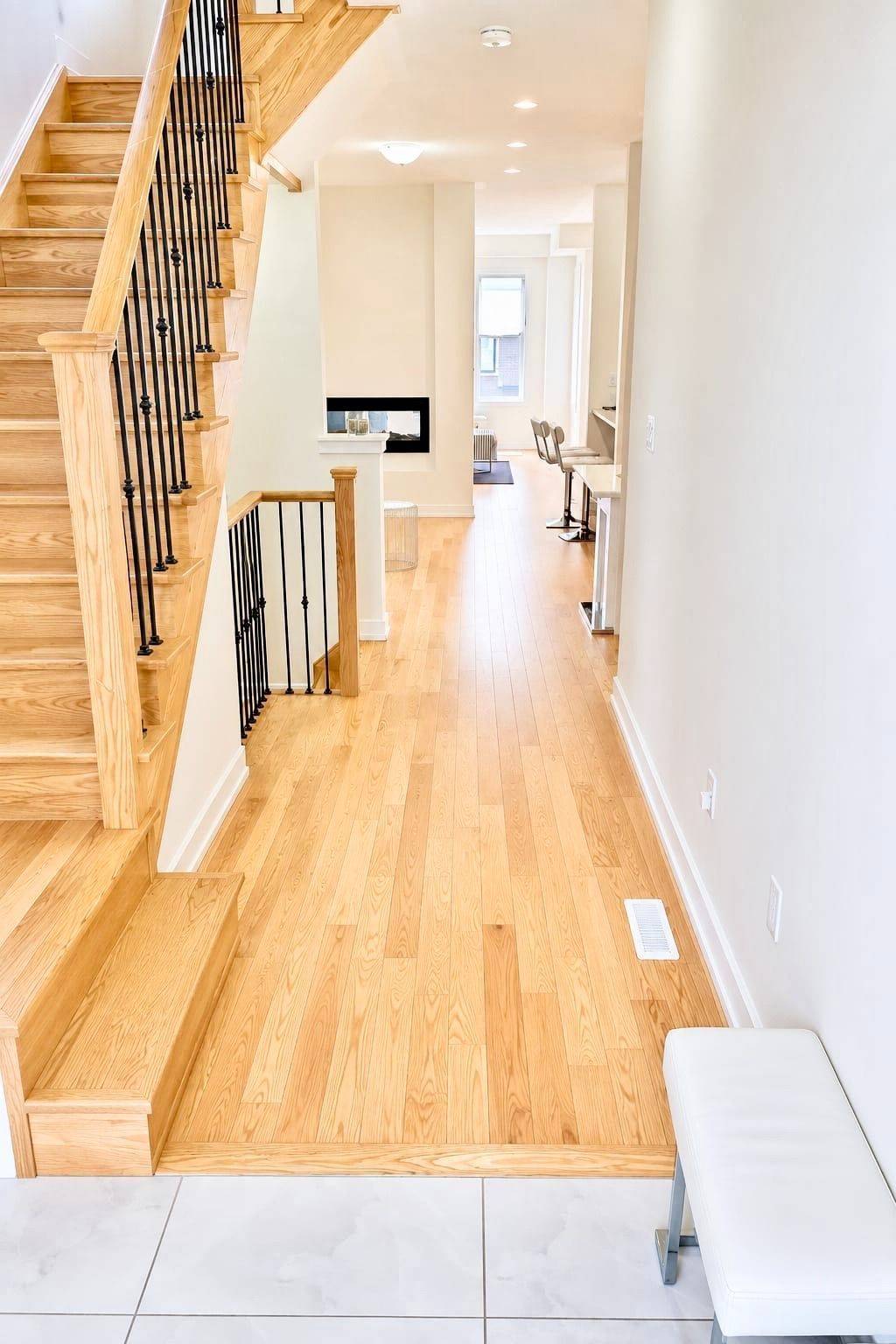 70 Mountainside CRES, Whitby, ON L1R 0P5