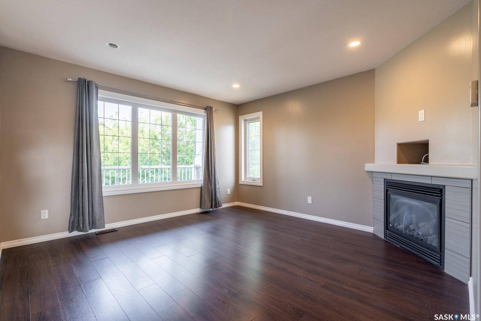 4648 James Hill ROAD, Regina, SK S4W 0C7