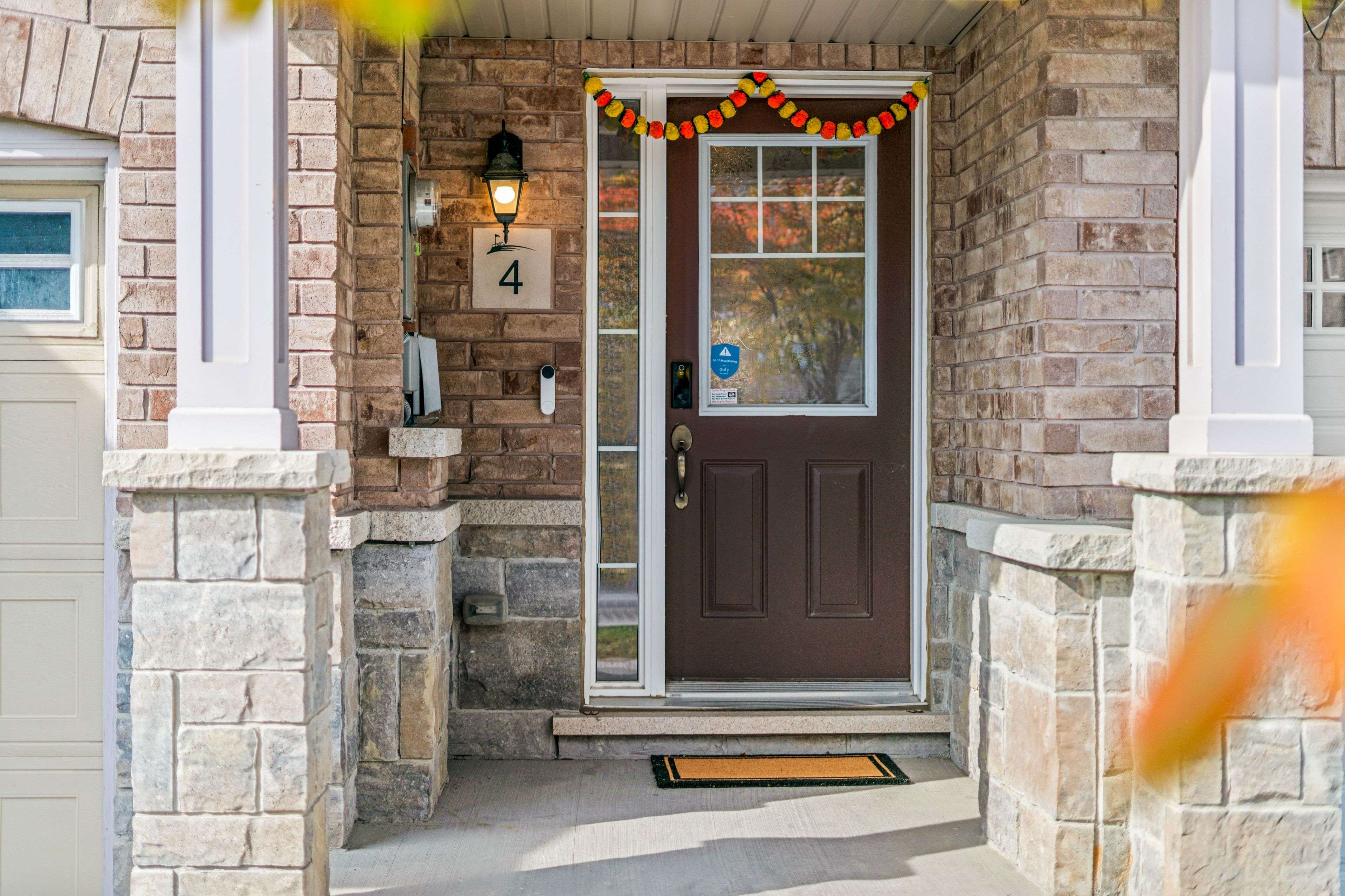 4 Magdalene CRES, Brampton, ON L6Z 0G9