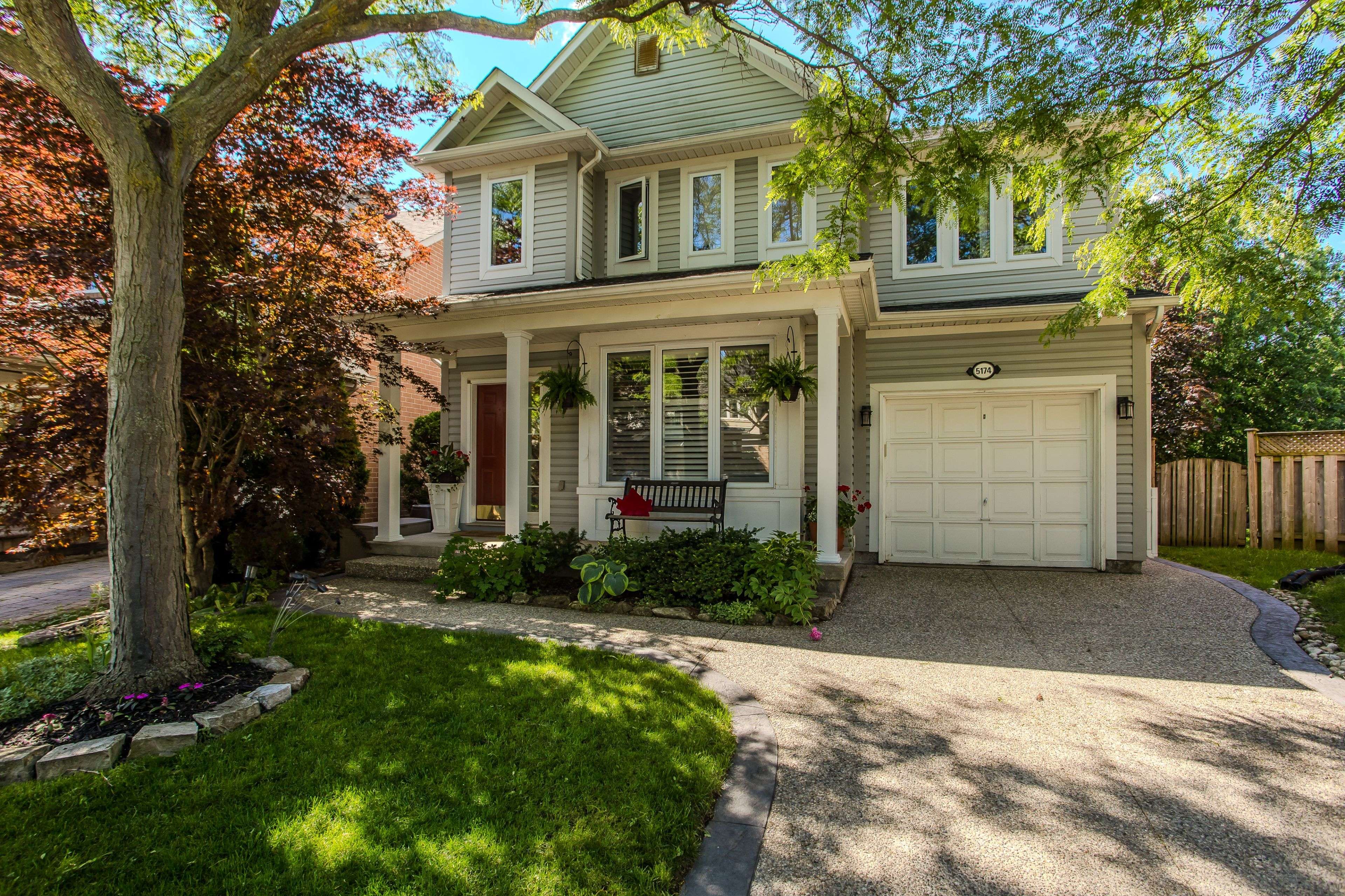 5174 Ravine CRES, Burlington, ON L7L 6N2
