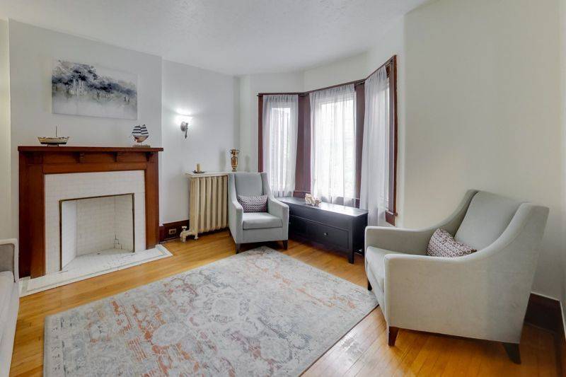 131 Lauder AVE, Toronto C02, ON M6H 3E4