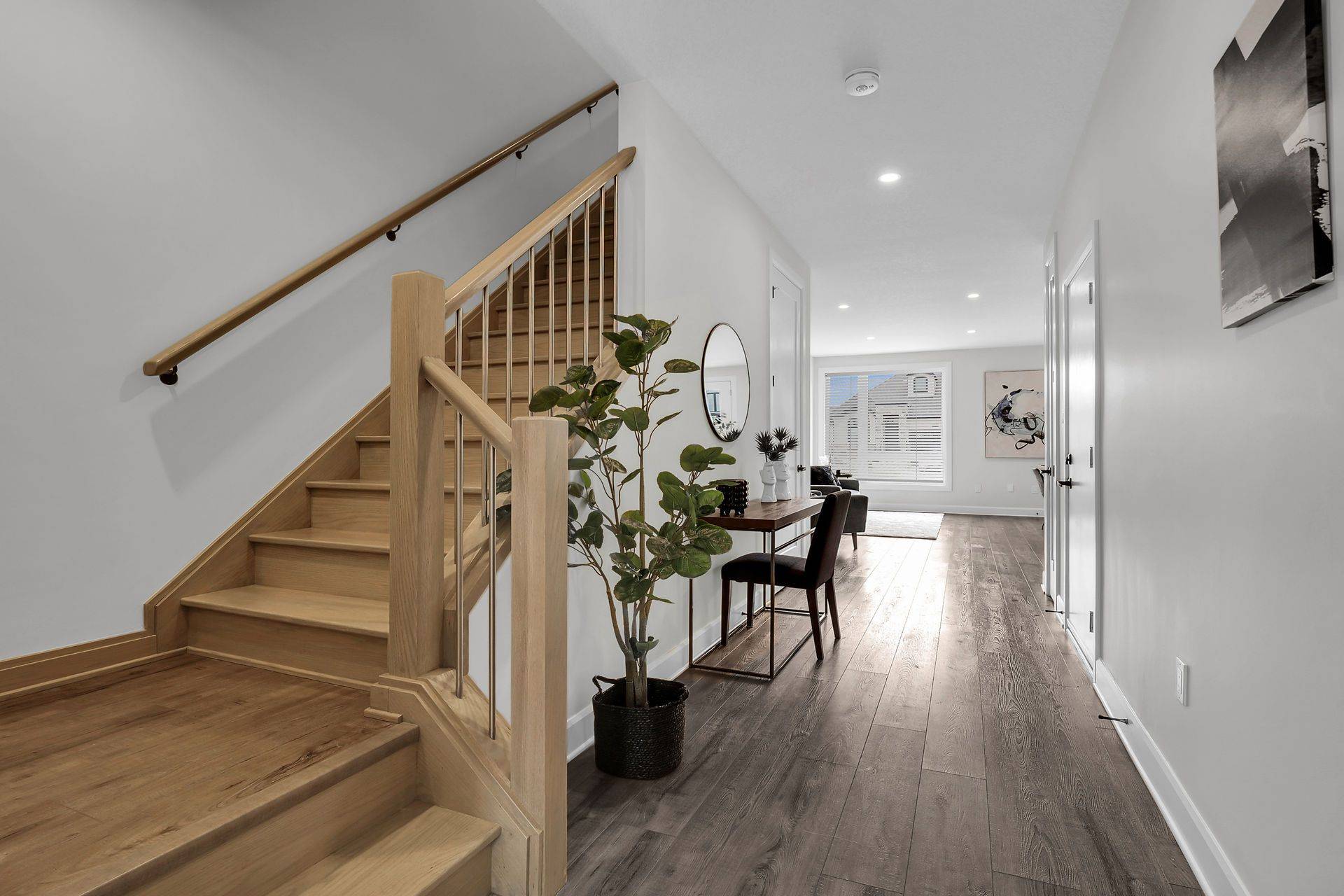 175 DOAN DR #203, Middlesex Centre, ON N0L 2R0