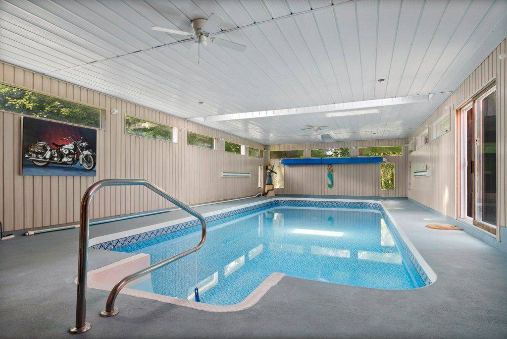 63 River RD, Greater Napanee, ON K7R 3H3