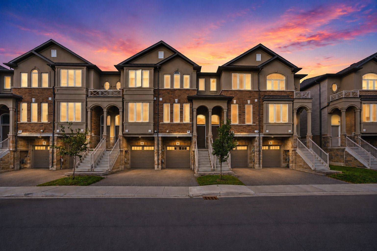 90 Laguna Village CRES, Hamilton, ON L0R 1P0