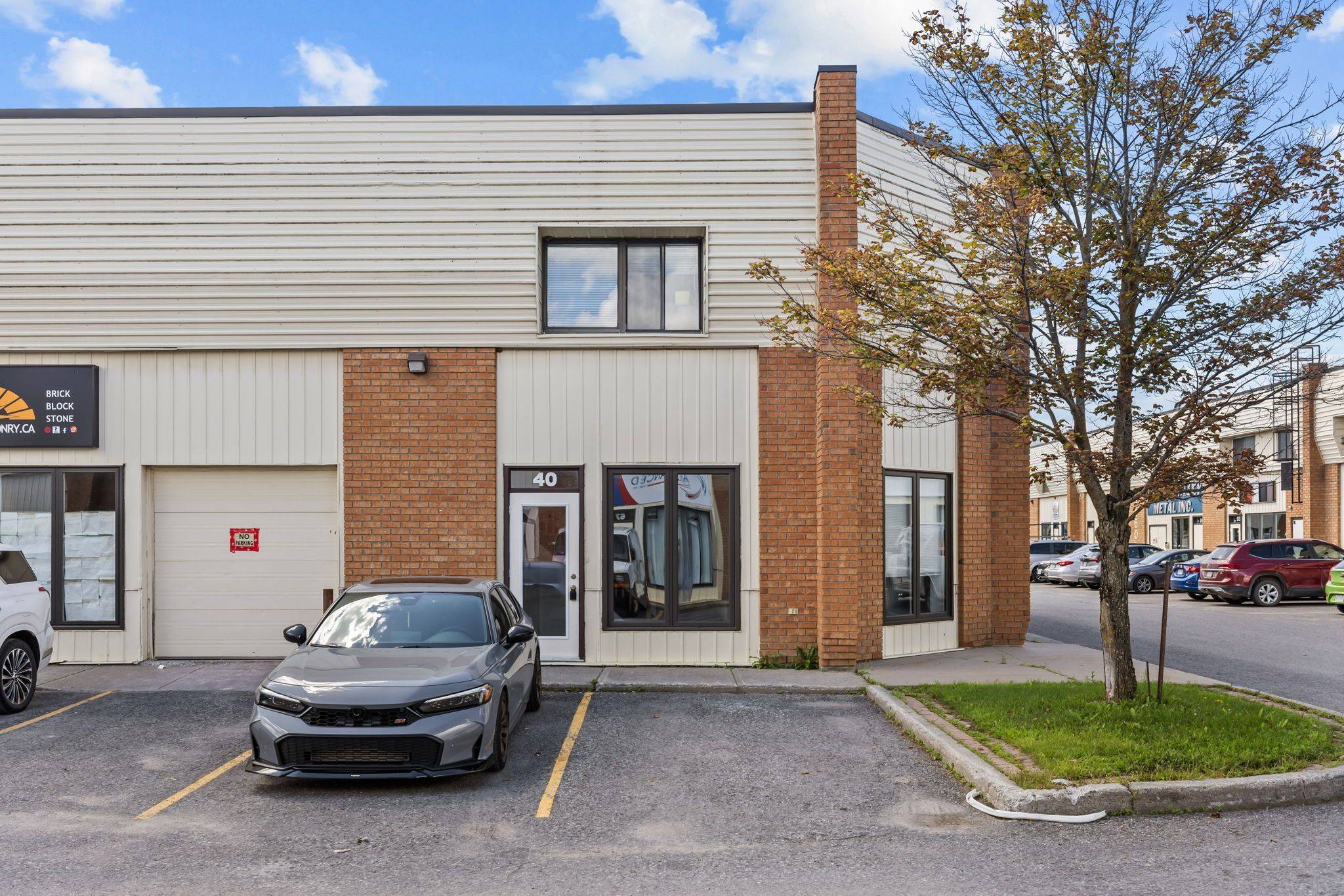 5470 Canotek RD #40, Beacon Hill North - South And Area, ON K1J 9H4