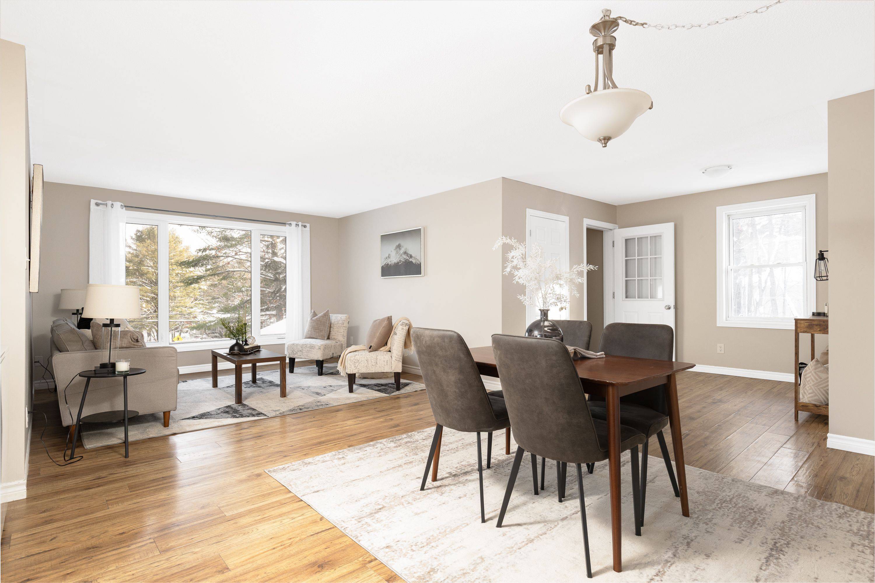 820 Manitoba ST, Bracebridge, ON P1L 0K8