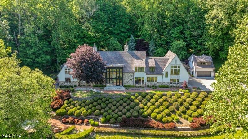 171 Campbell Rd, Bernardsville Boro, NJ 07924