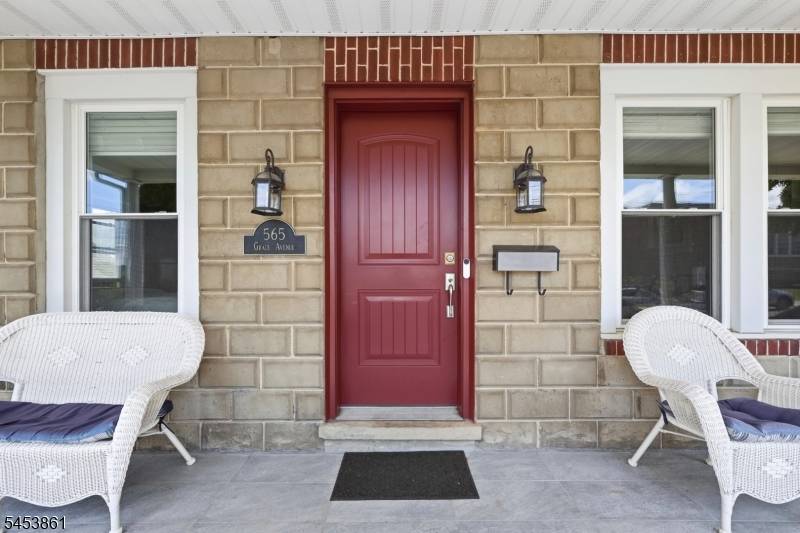 565 Grace Ave, Phillipsburg Town, NJ 08865