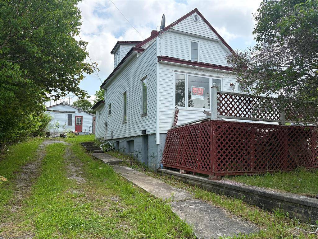 23 Woodcrest Avenue, Corner Brook, NL A2H3P6