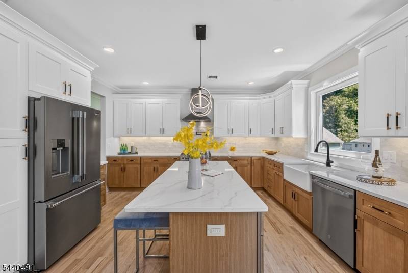 94 Parsippany Rd, Hanover Twp., NJ 07981