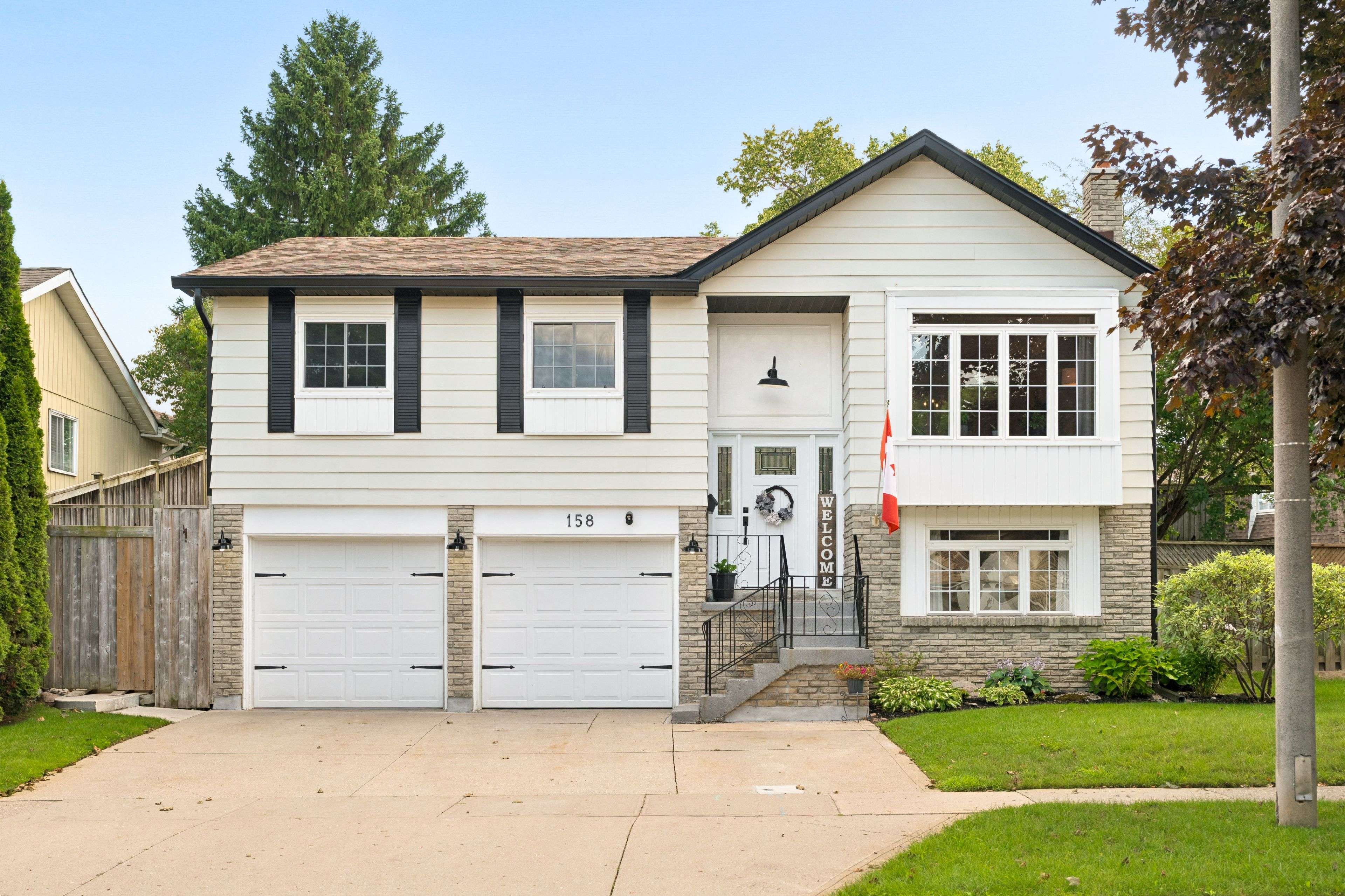 158 Autumn Hill CRES, Kitchener, ON N2N 1K8