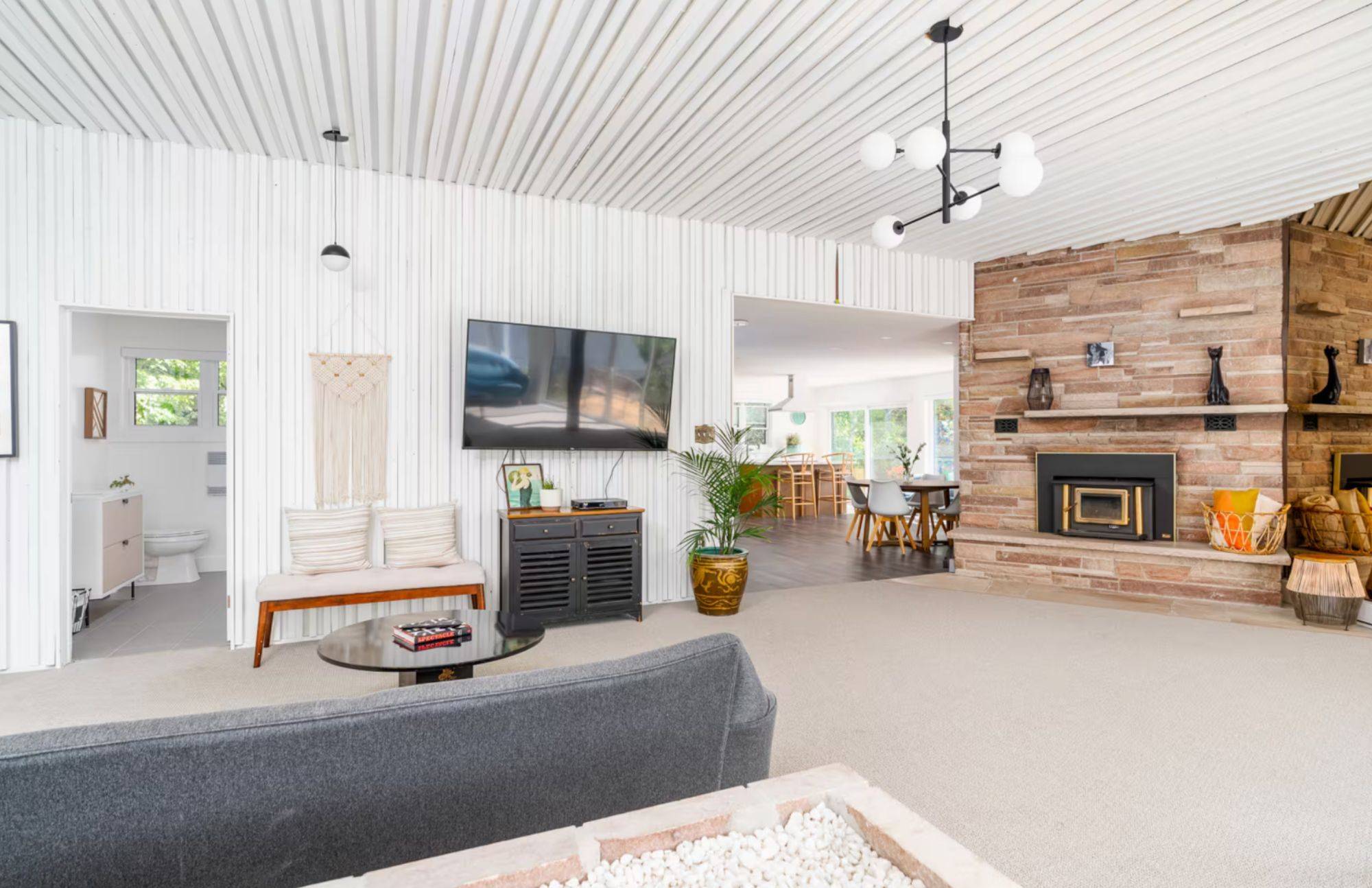 1018 Clearwater Shores BLVD, Muskoka Lakes, ON P0B 1J0