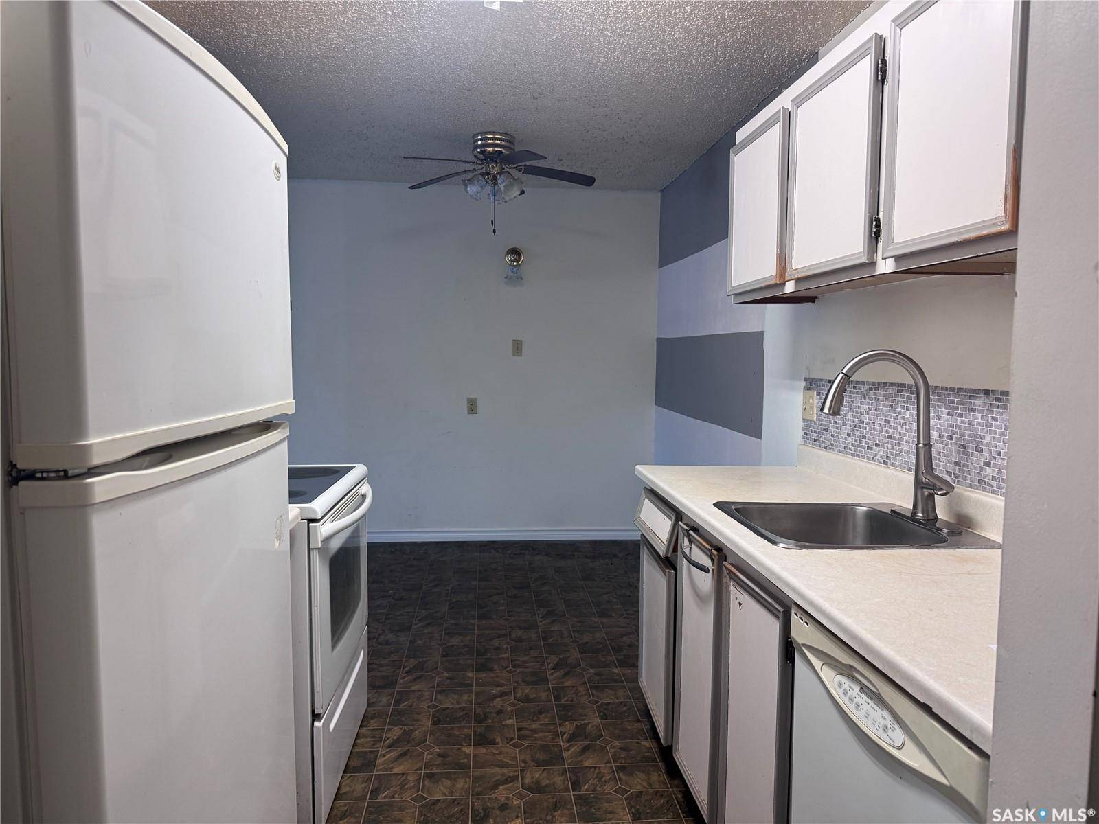 3302 33rd STREET W #118, Saskatoon, SK S7L 6S5