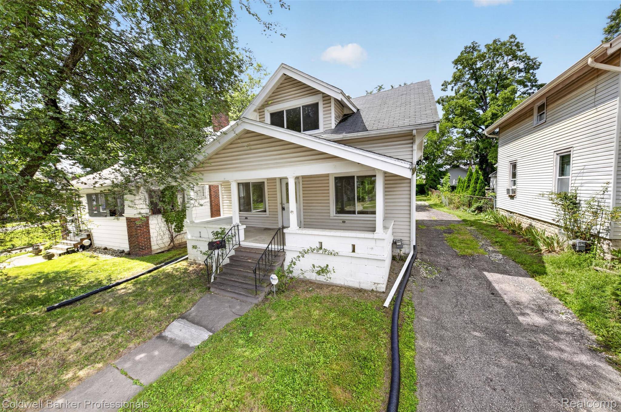 43 Dwight Ave AVE, Pontiac, MI 48341