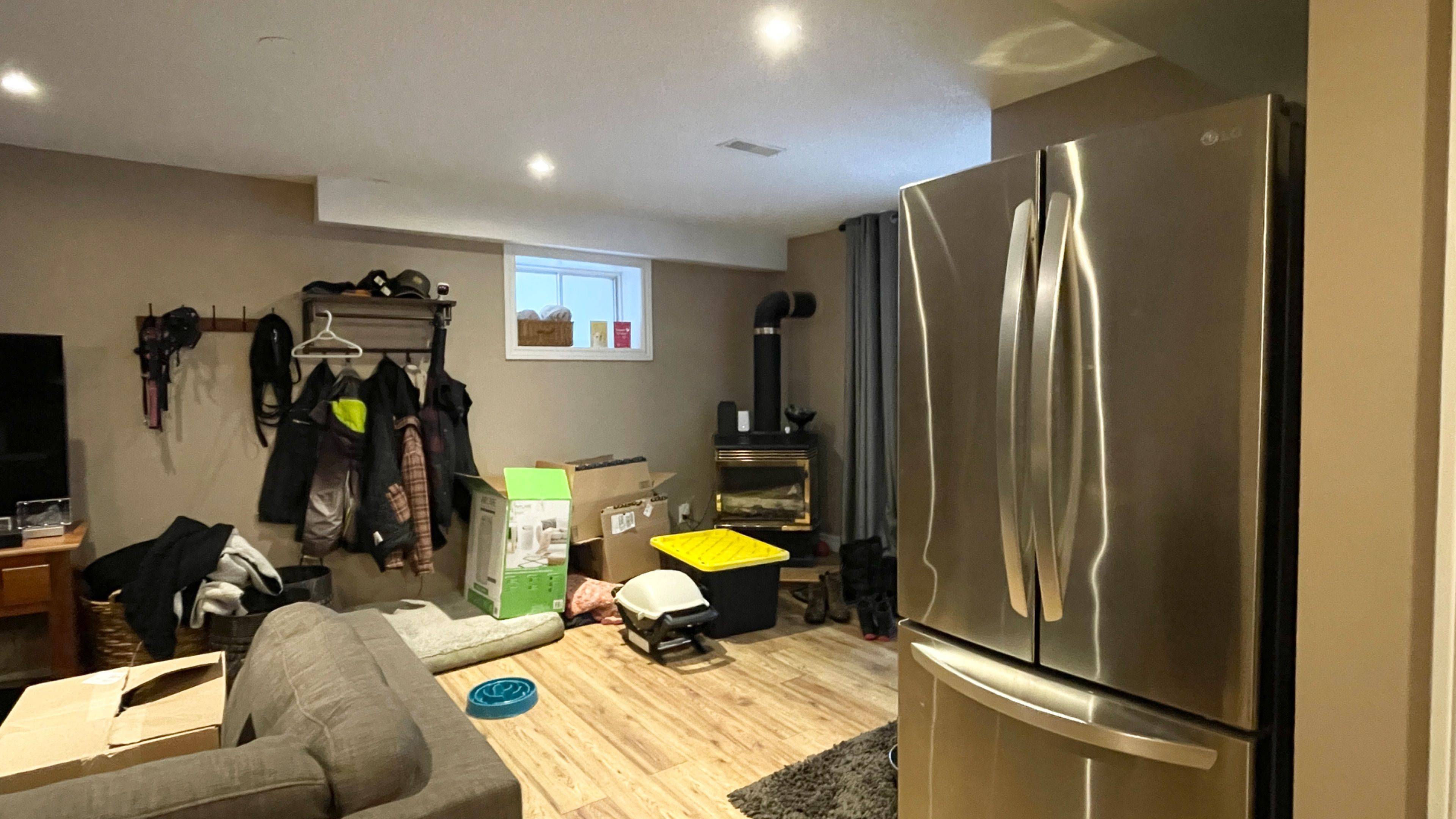 10 Summerset DR #Lower, Barrie, ON L4N 9L7