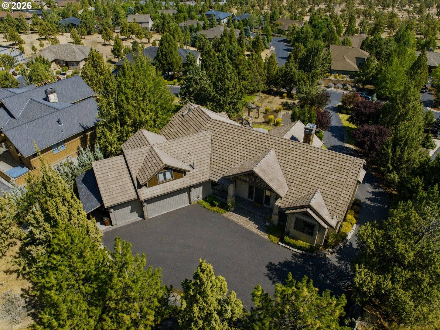 631 SUNDANCE RIDGE CT, Redmond, OR 97756