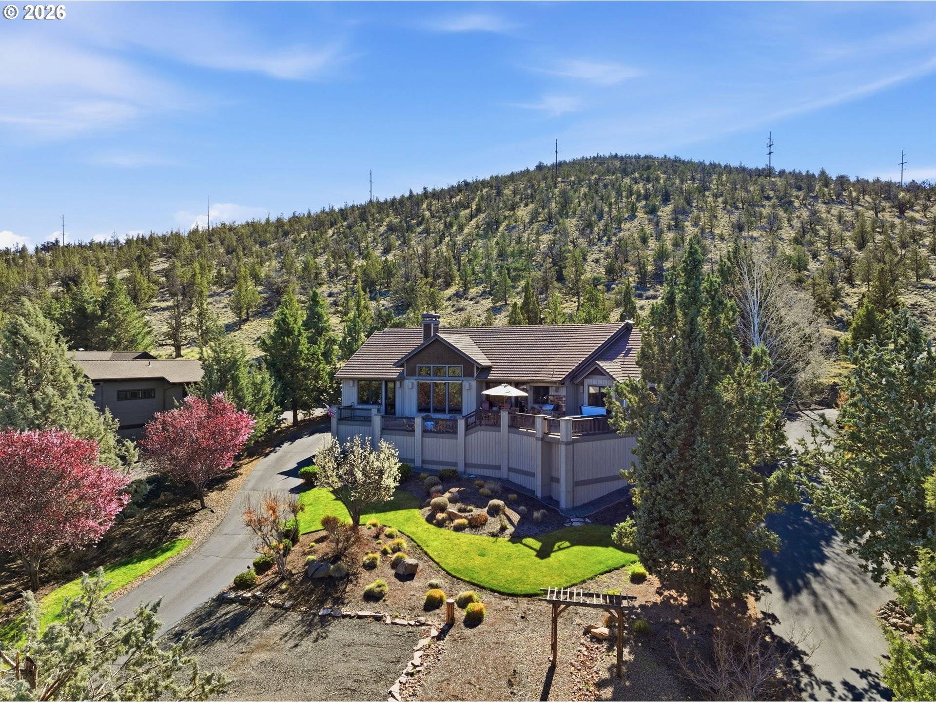 631 SUNDANCE RIDGE CT, Redmond, OR 97756