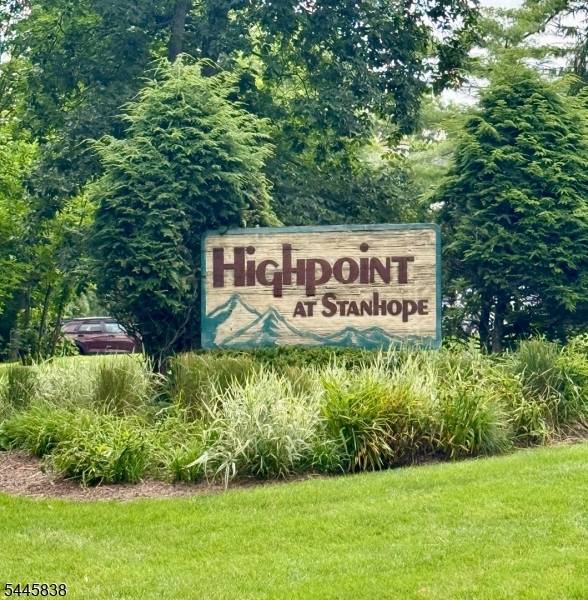 13229 Dell Pl, Stanhope Boro, NJ 07874