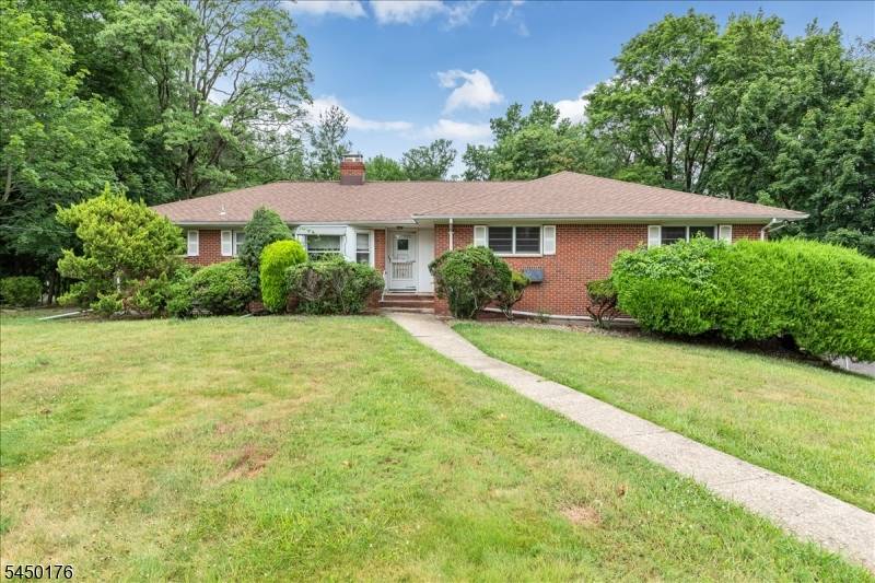 6 Orchard Dr, Scotch Plains Twp., NJ 07076