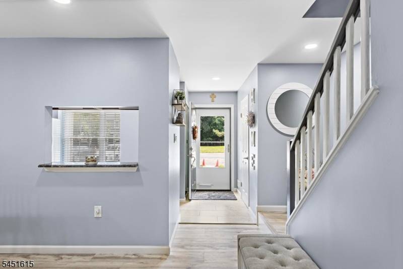 344 Constitution Cir, North Brunswick Twp., NJ 08902