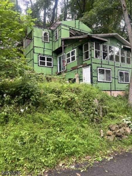 28 Roosevelt Ave, Independence Twp., NJ 07840