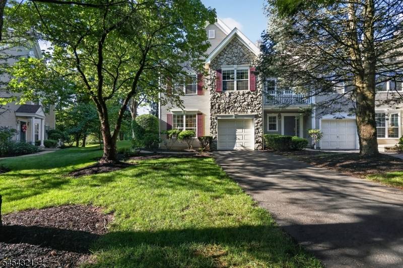 61 Dorchester Dr, Bernards Twp., NJ 07920
