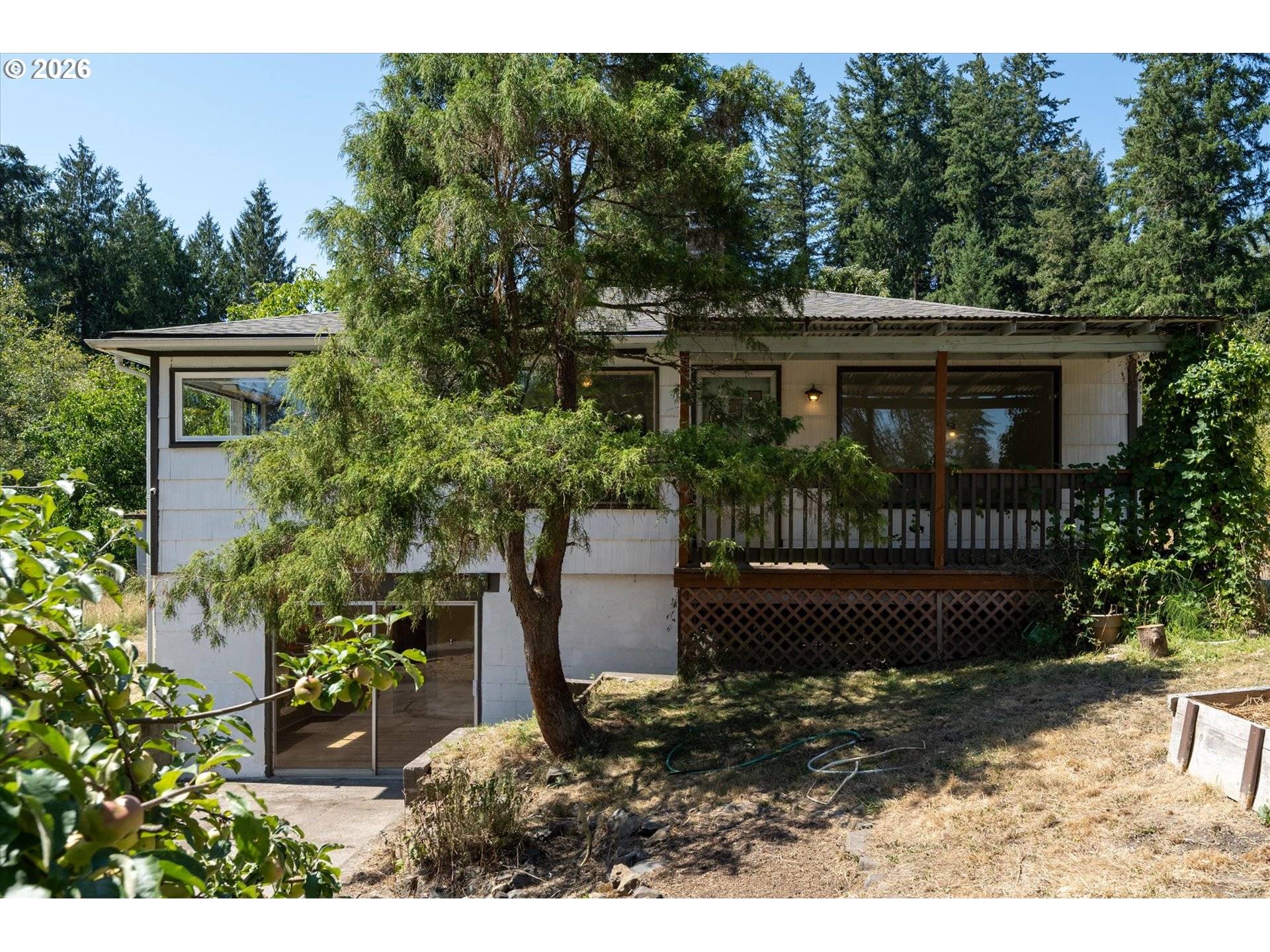205 N MAPLE HILL RD, Kelso, WA 98626