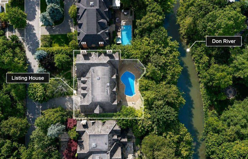 14 St Margarets DR, Toronto C12, ON M4N 3E5