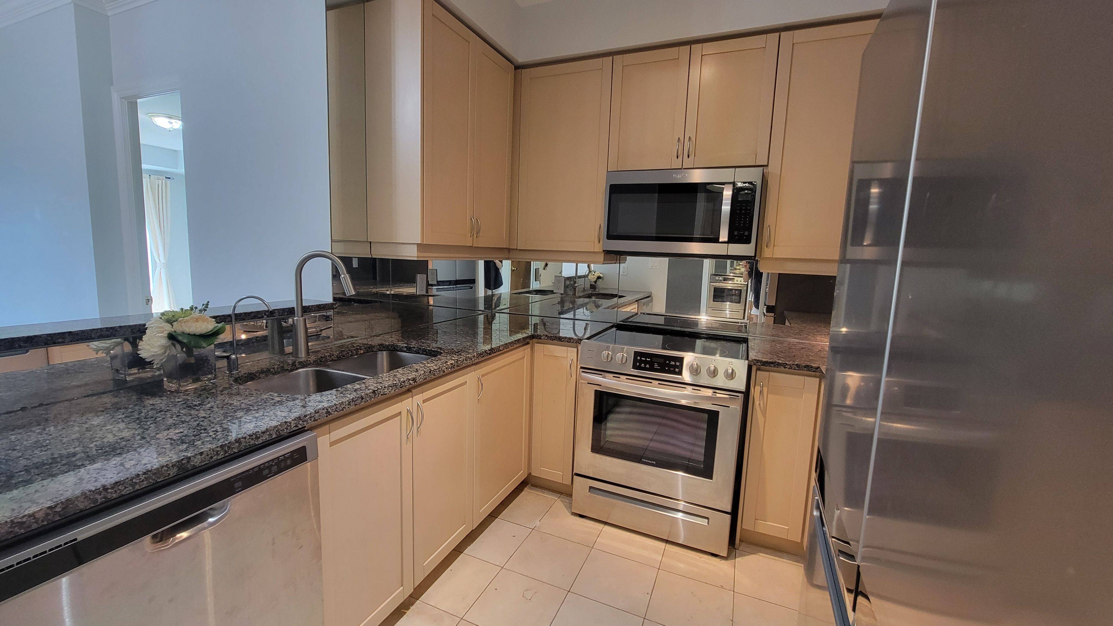 11 William Carson CRES ##515, Toronto C12, ON M2P 2G1