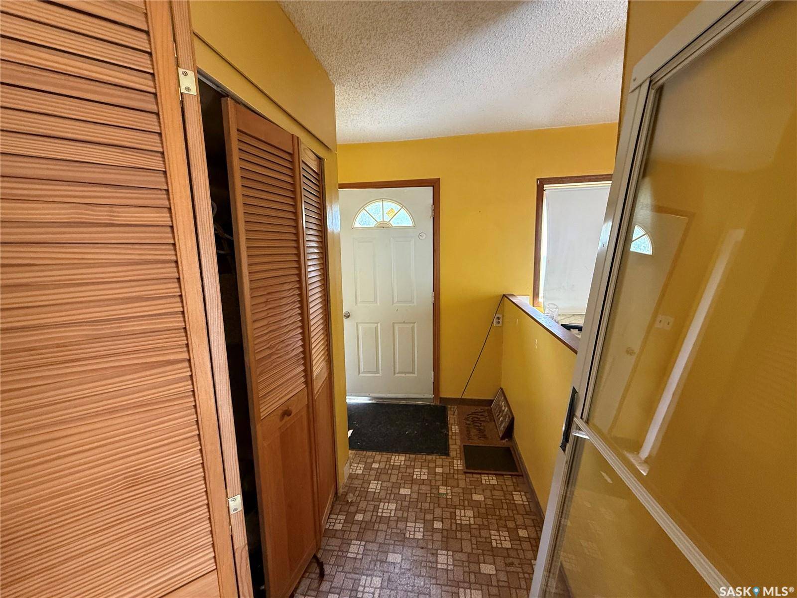 207 Main STREET, Newcombe Rm No. 260, SK S4P 2K5