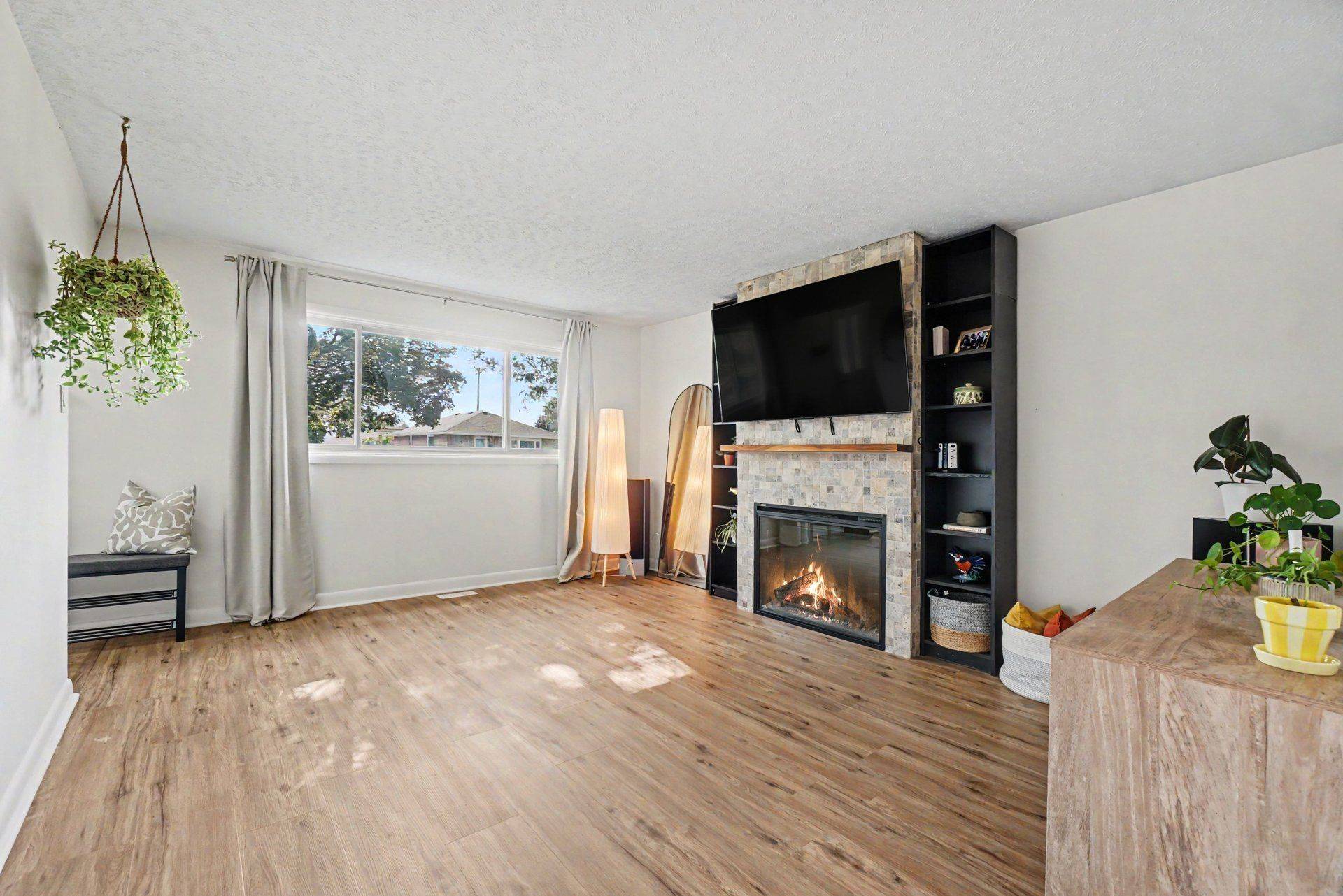 1275 Woodside DR, Belair Park - Copeland Park And Area, ON K2C 2H1