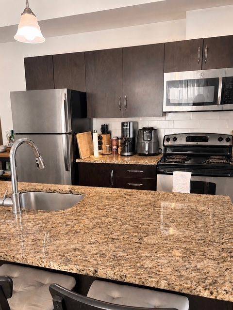 861 Blackcomb Private #E, Elmvale Acres And Area, ON K1G 4E4