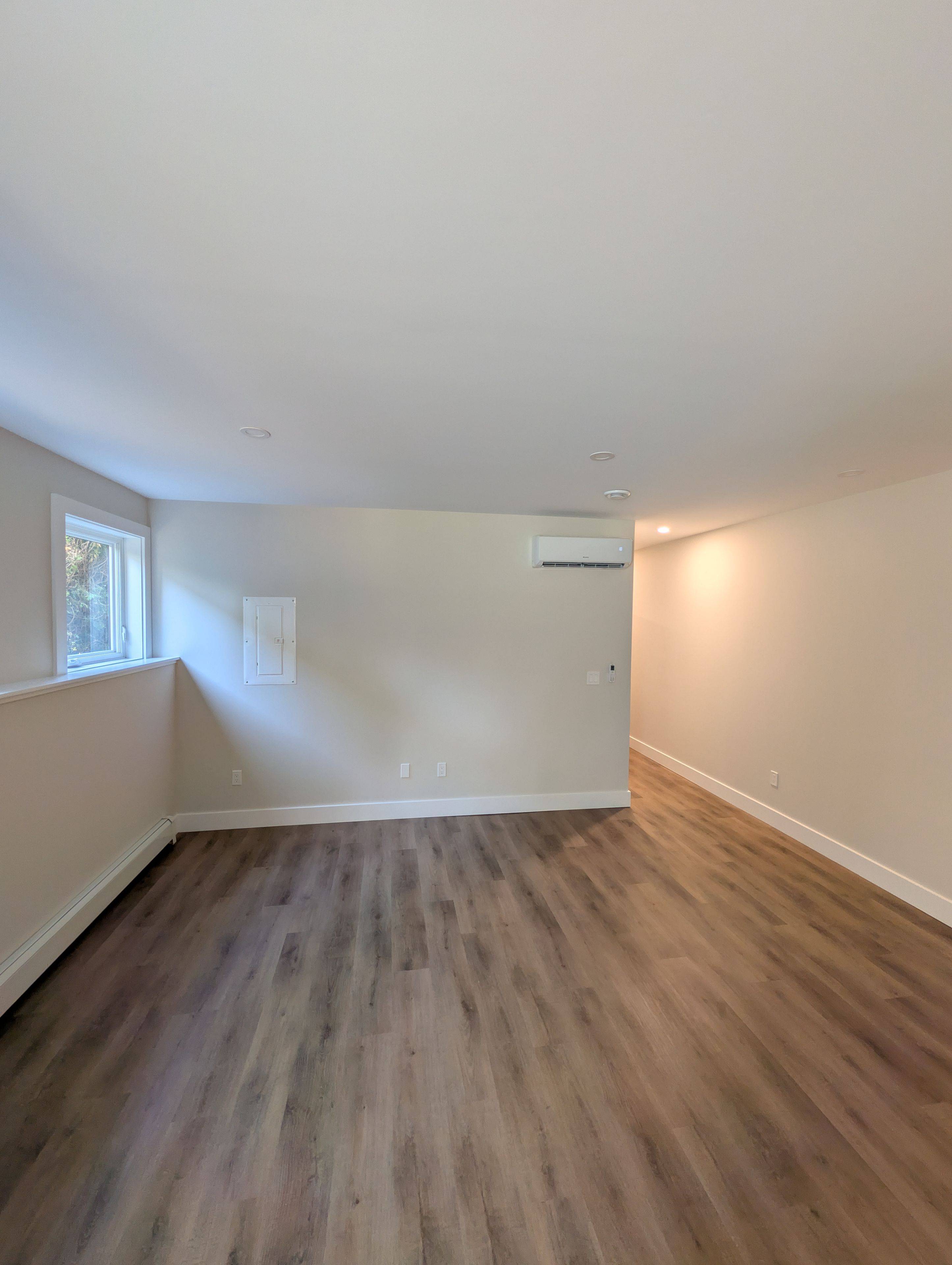 12 Scace AVE, Brockville, ON K6V 2A4