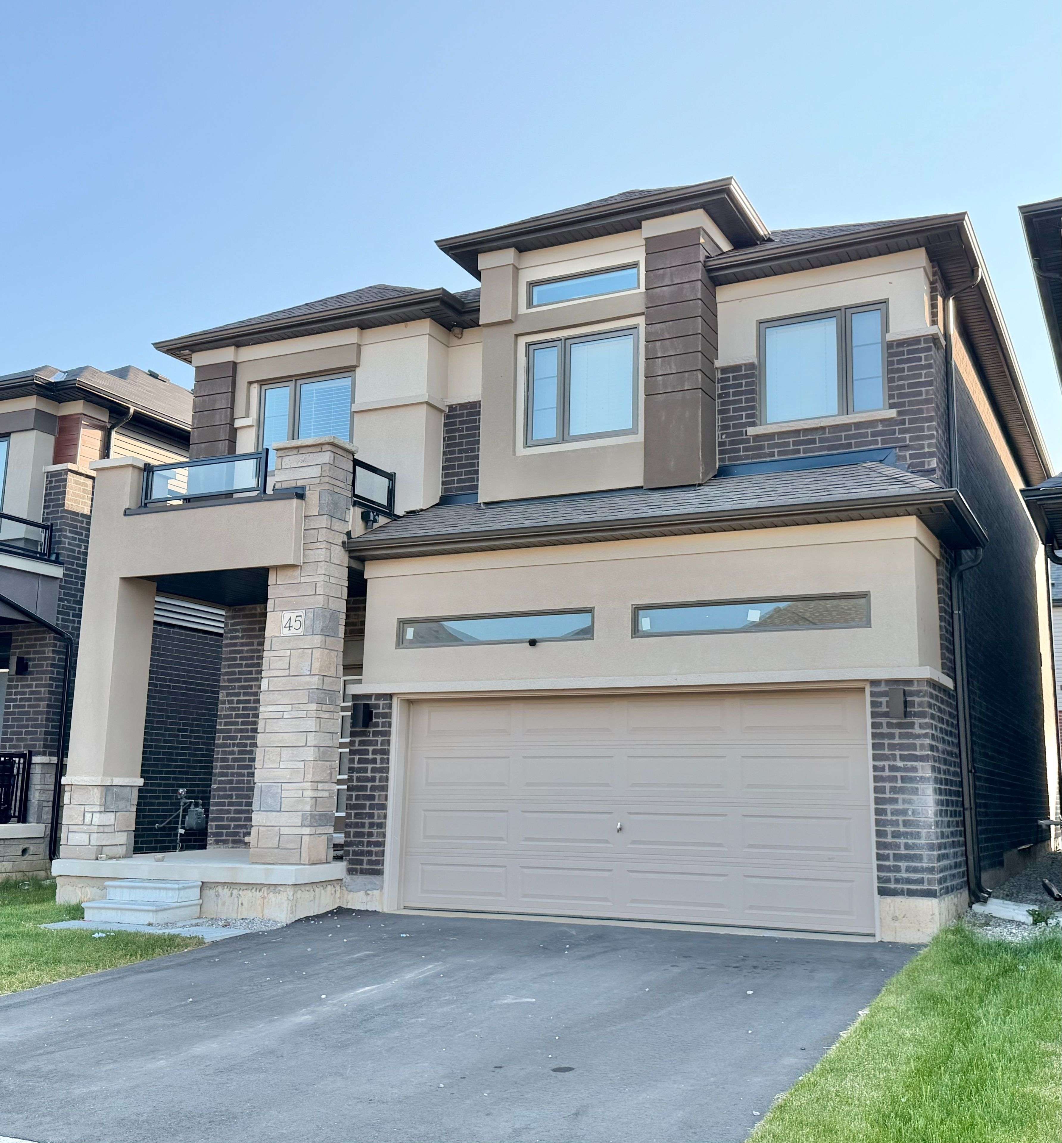 45 Dennis AVE, Brantford, ON N3V 0B9