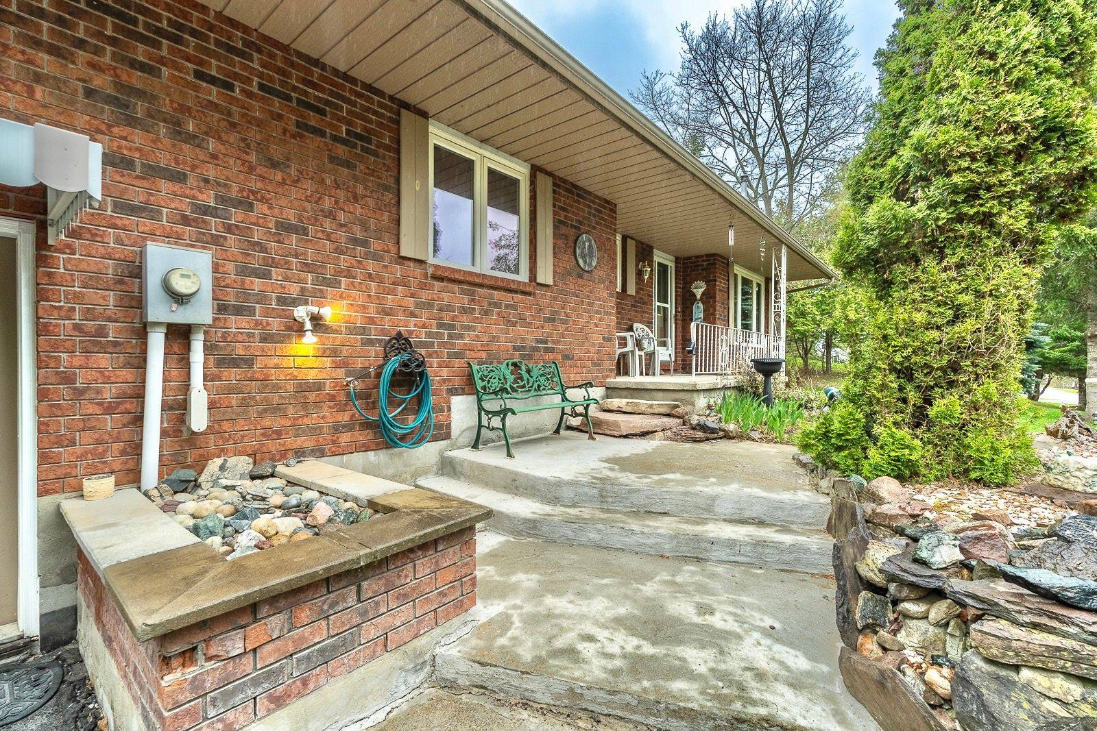228 Pirates Glen DR, Trent Lakes, ON K0M 1A0